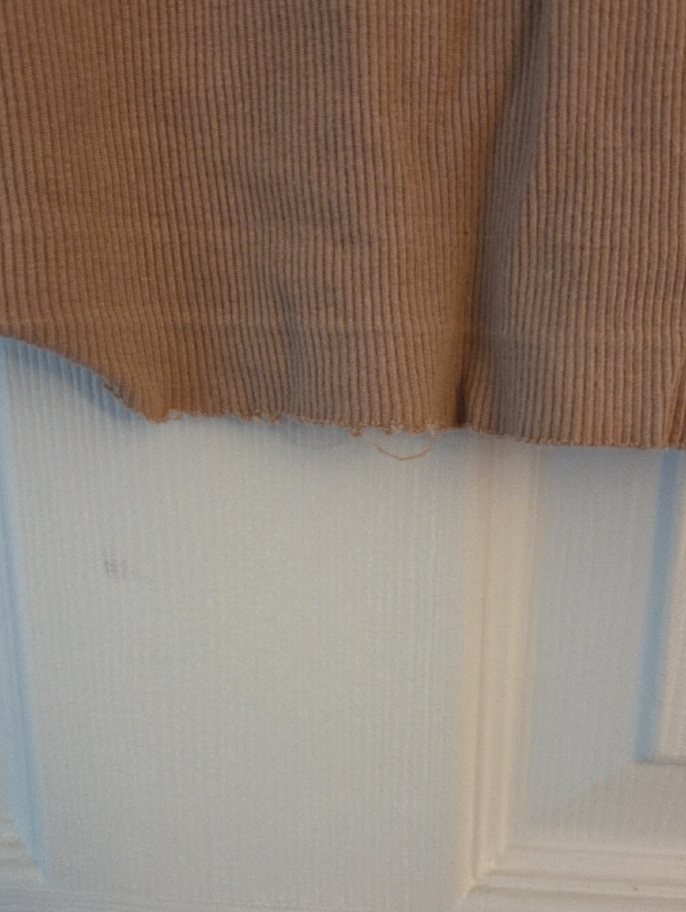 GUESS Tan Ribbed Tank Top with Embroidered Logo - Picture 4 of 4
